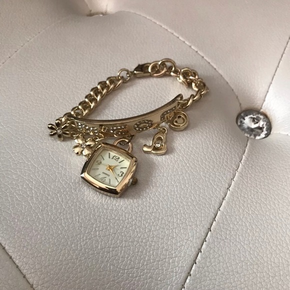 NEW Goldtone Love Inscribed Rhinestone Dangle Charm Fashion Watch O/S - Picture 3 of 12